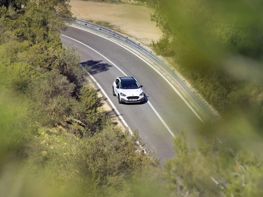  Ford Focus Activ 2018 года  (WW) (фото 9 из 35)